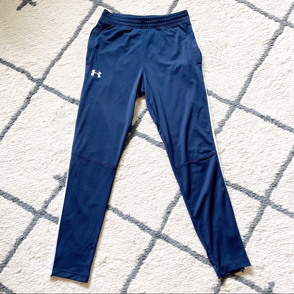 2 / $20 Under Armour Navy Men Jogger Pants M